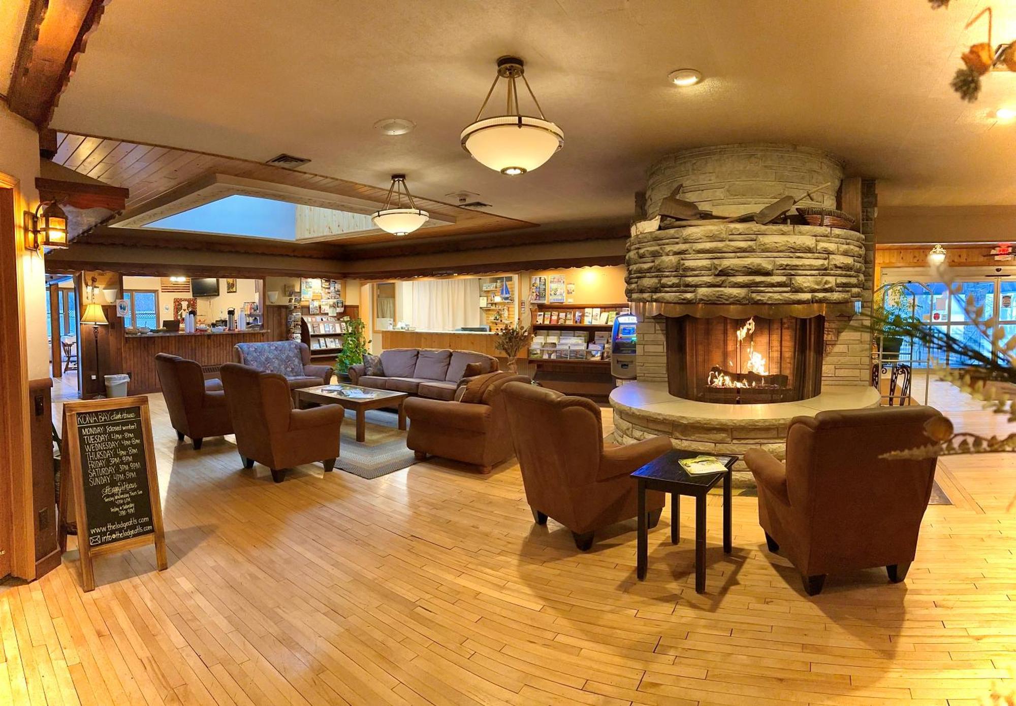 The Lodge At Leathem Smith ستورغون باي المظهر الخارجي الصورة